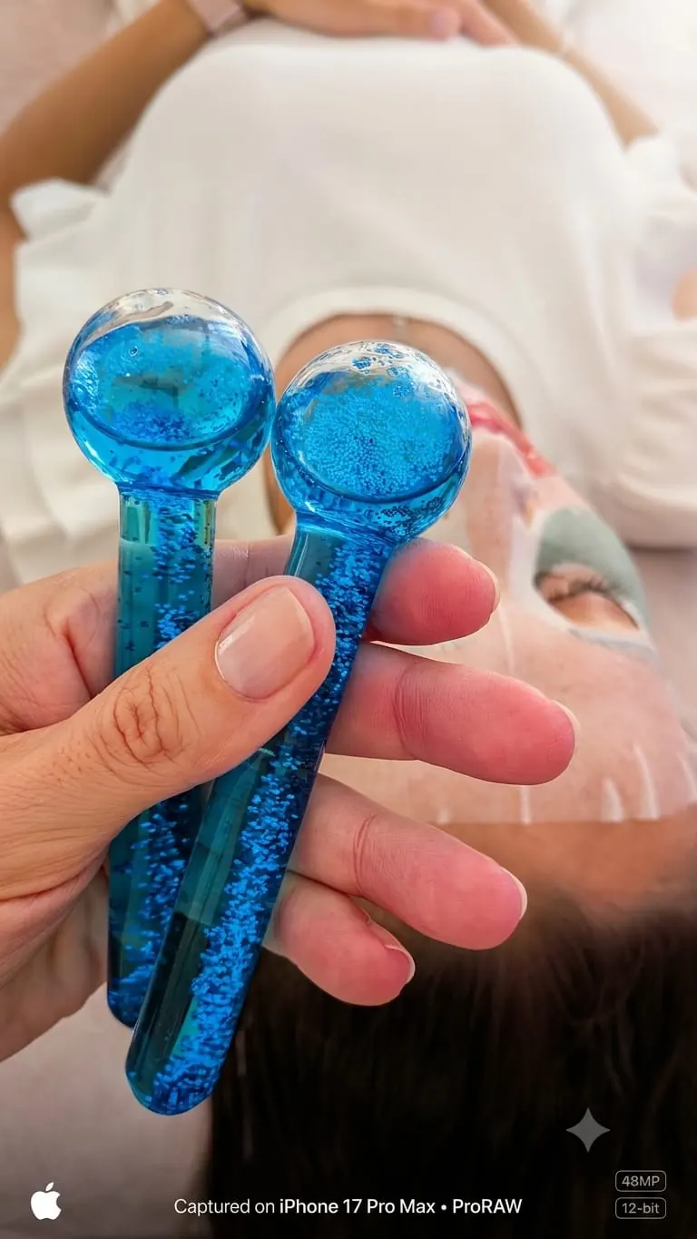 Chłodzące kule szklane używane w zabiegu longevity